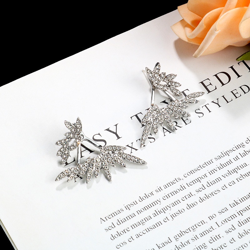 Đôi bông tai mạ bạc 925 hình đôi cánh đính kim cương giả