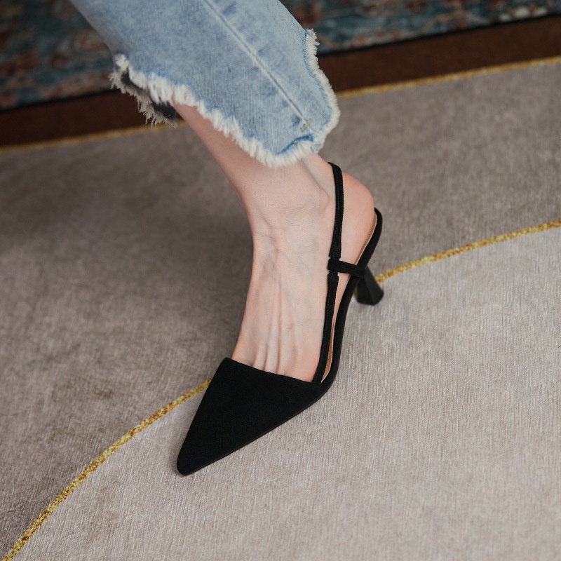 Sandal cao gót bít mũi gót nhọn 7 phân, sandal bít mũi gót nhọn 7cm UYÊN OLIVER SHOES mã Q208