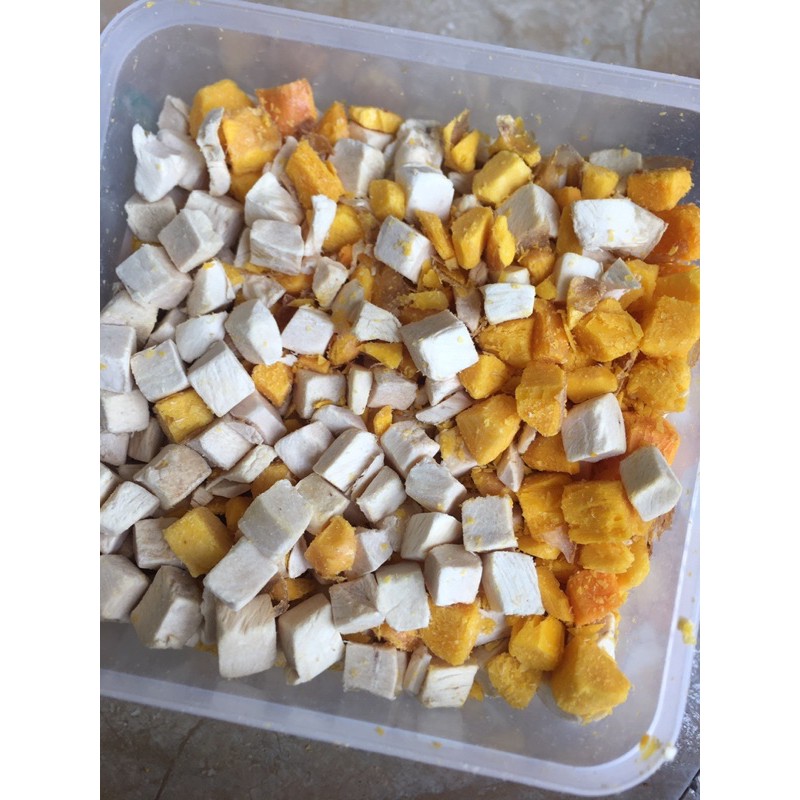 Hộp mix thịt gà viên + lòng đỏ trứng 600 gr bổ sung vitamin mượt lông mặt nọng cho boss meo boss cún