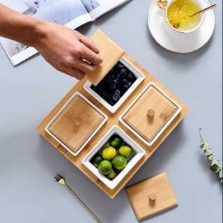 Khay mứt Tết 4 ngăn nắp gỗ