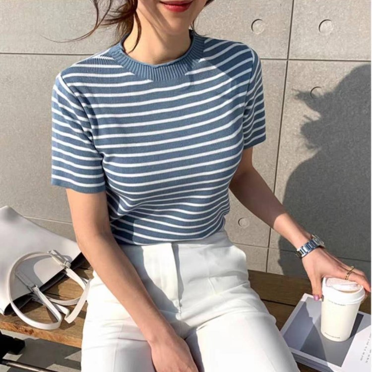 Áo Len Dệt Kim Ngắn Tay Cổ Tròn Kẻ Sọc Xinh Xắn Cho Nữ