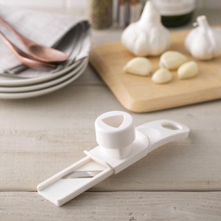 DỤNG CỤ CẮT LÁT TỎI KAI DH2608