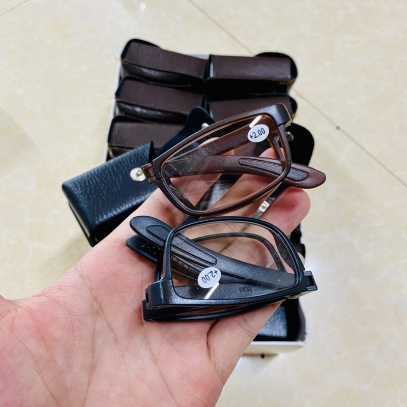 Kính lão gọng gấp nhựa dẻo kèm hộp khăn
