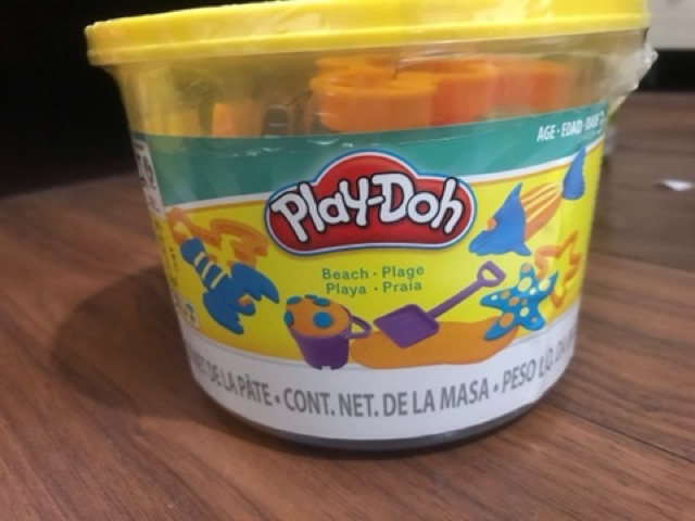 Bộ đất nặn thế giới sắc màu Play-Doh 23414