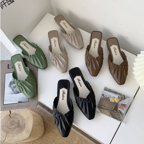 Giày Sục Nữ - Sục Nữ - Dép Sục Nữ -Sục Mũi Nhọn Nữ Chất Nhựa Dập Viền Cực Xinh Dễ Phối Trang Phục