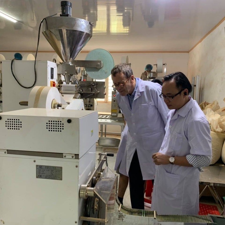 Trà Cao Hà Thủ Ô Mộc Can cải thiện bạc tóc rụng tóc hộp 25 túi lọc