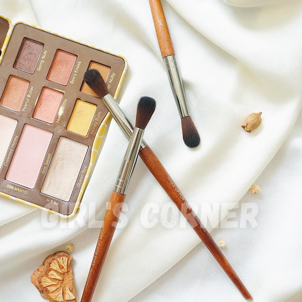 Cọ Blending Makeup Forever 242