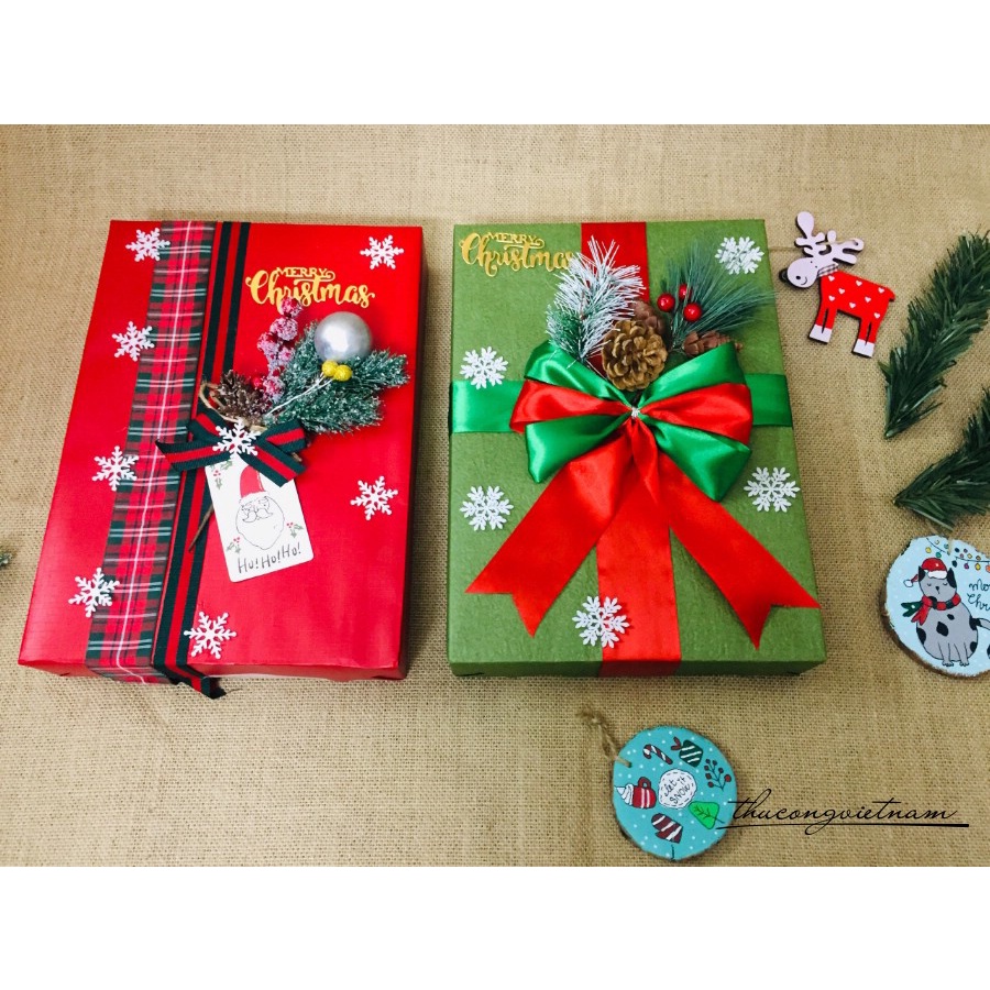 Hộp Quà To Gói Sẵn Phong Cách Giáng Sinh