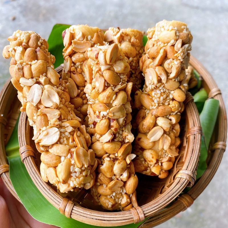 Đậu phộng cuộn bánh kẹp hộp 10 que