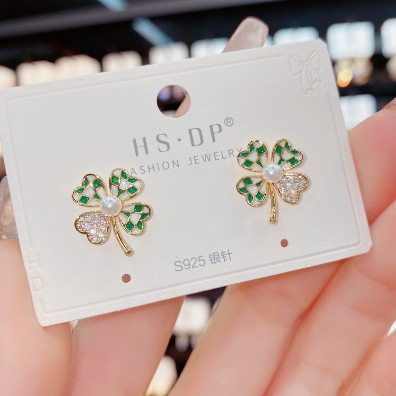 Đôi Bông Tai Hình Hoa Đính Đá Thời Trang Dễ Phối Đồ