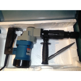 Máy đục bê tông maktia hm0810