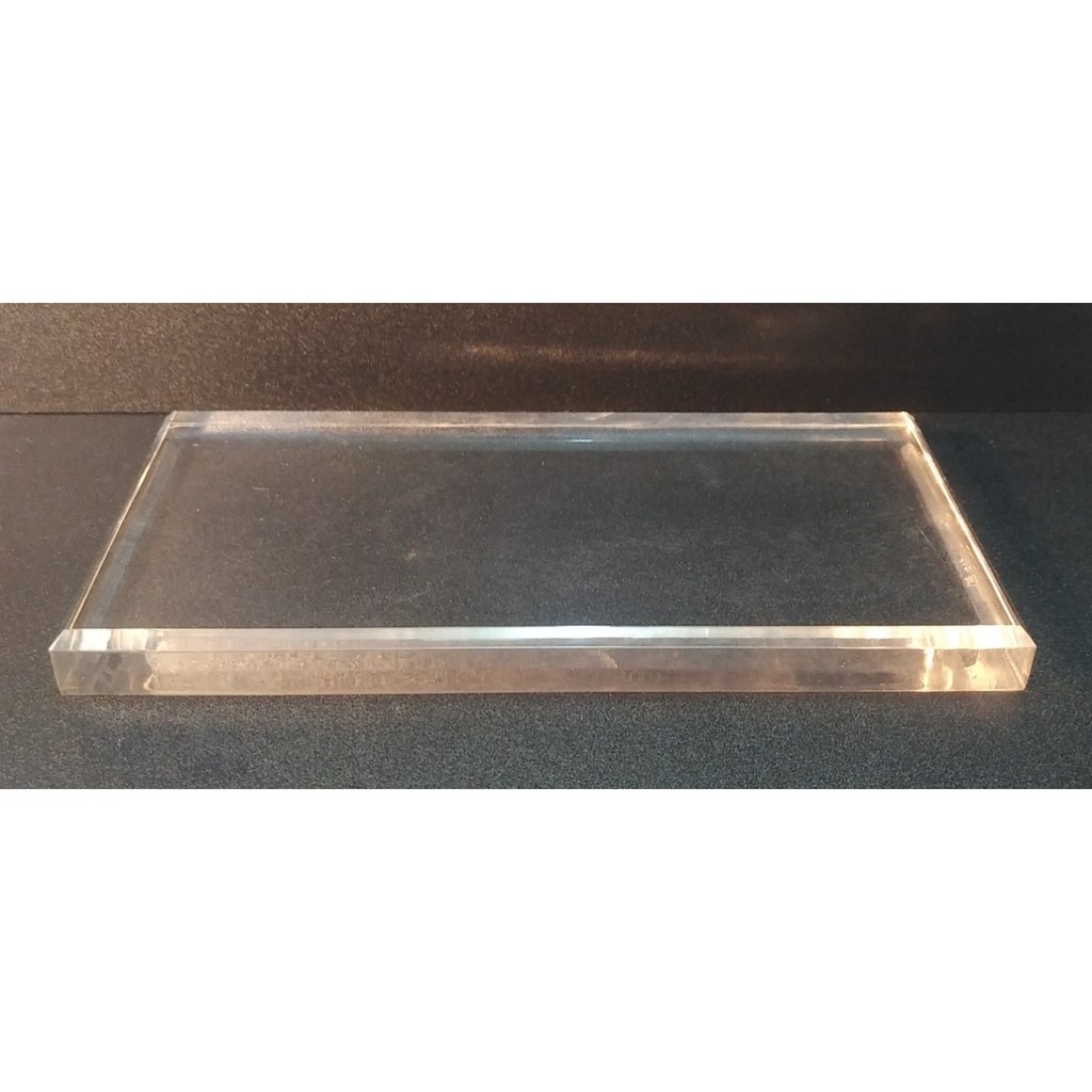 Khối đế mica trong suốt dày 15mm KT 20x10cm trưng bày sản phẩm mô hình