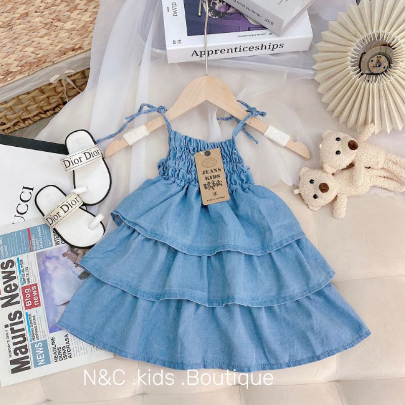 Váy jean tầng xiêu xinh bé gái