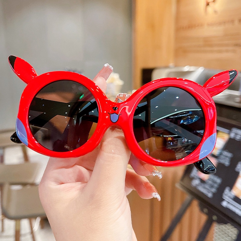 Kính Mát Phân Cực Chống Tia UV Hình Pikachu Dễ Thương Cho Bé