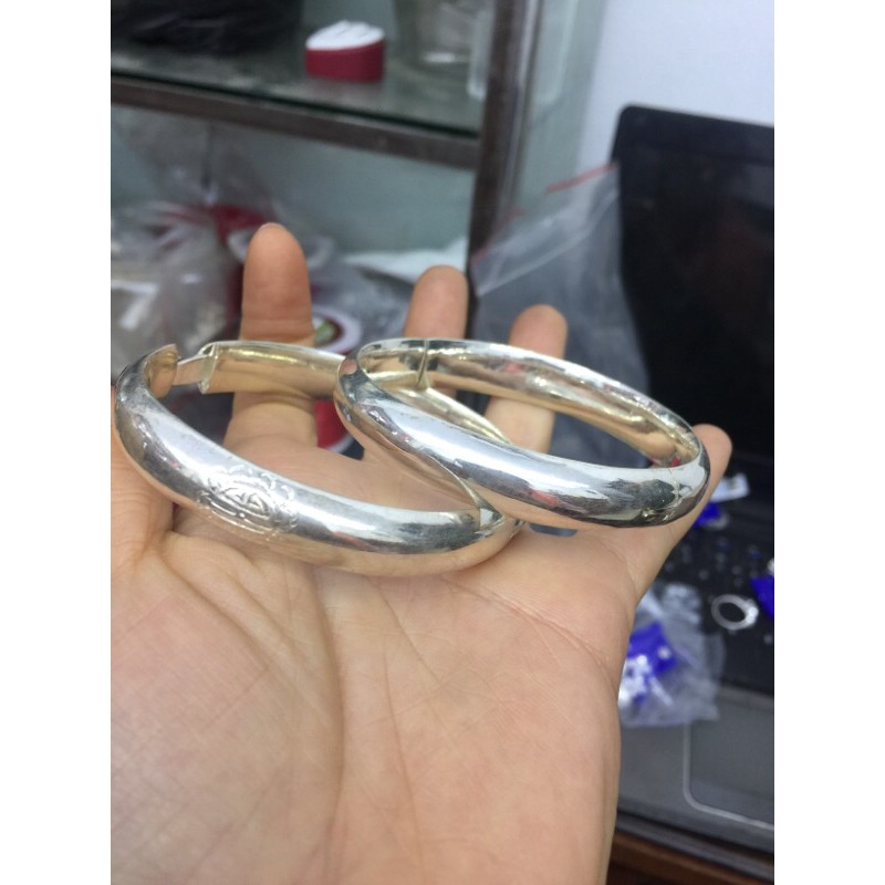 Vòng tay mở to bản 1cm trơn và khắc chữ hỉ bạc ta 999 đặc rỗng