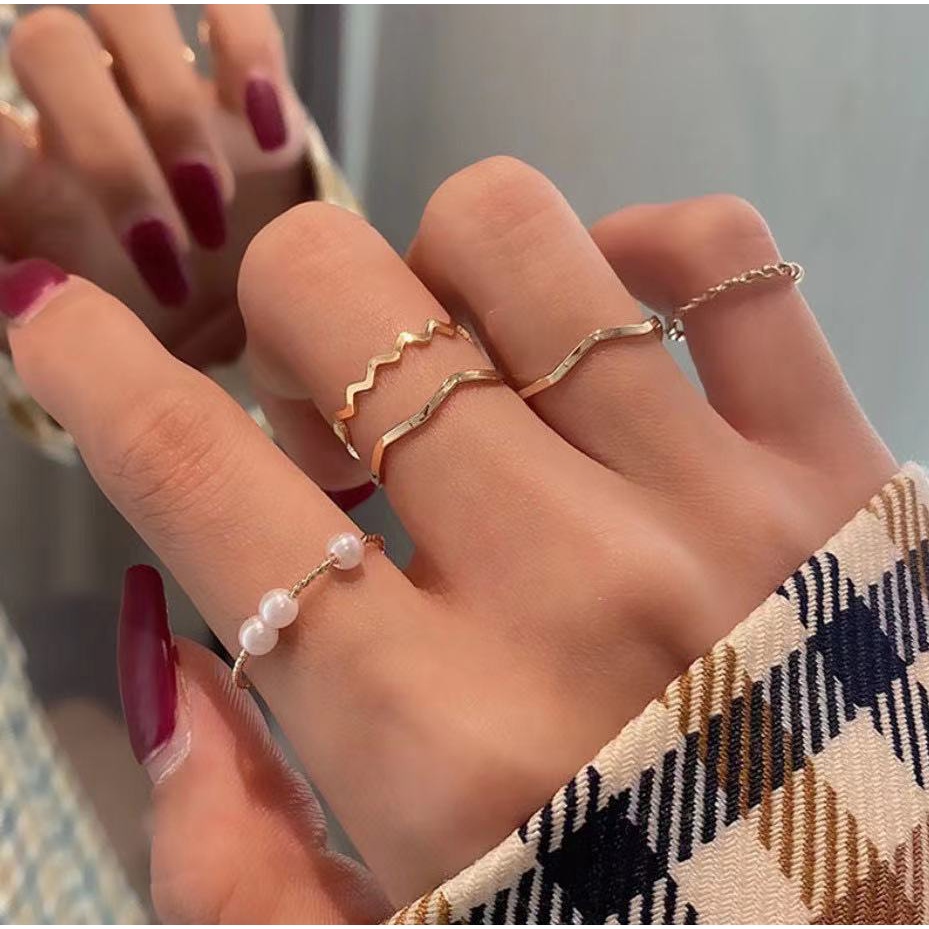 Bộ 5 nhẫn phối ngọc trai nhân tạo  - Gấu Xám