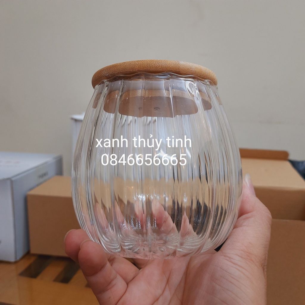 Hũ thuỷ tinh sọc nắp gỗ đựng trà, bánh kẹo, đồ khô dung tích 800ml - HT1