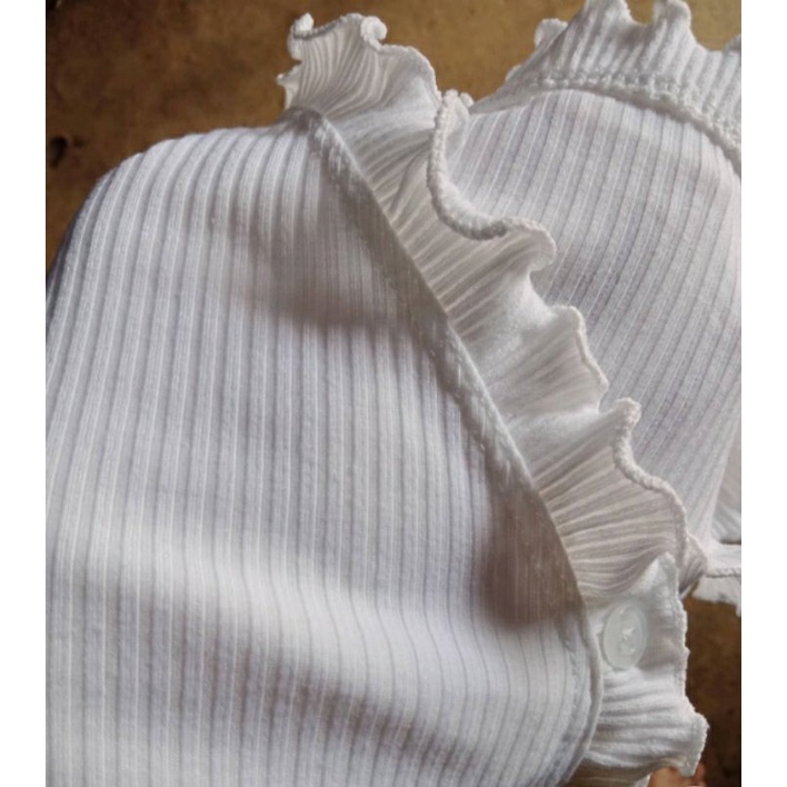 ÁO CROPTOP DÀI TAY VIỀN BÈO VẢI ĐẸP