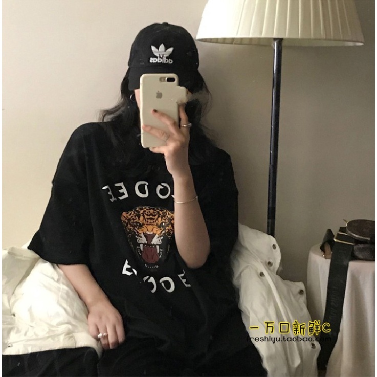 Áo Thun Ngắn Tay Cổ Tròn Dáng Rộng Đơn Giản Phong Cách Retro Hàn Quốc Cho Nữ