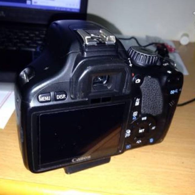 Canon DSLR 550d  len kit 18. 55