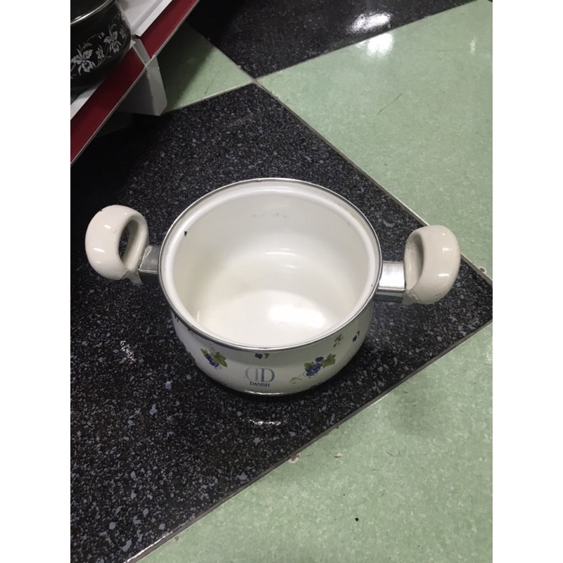 Nồi men Nhật Bản