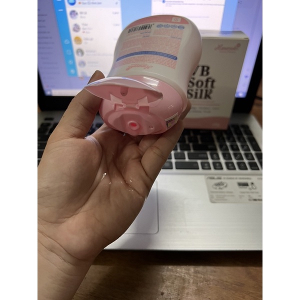 ( màu hồng ) Dung dịch vệ sinh hana hồng VB soft silk