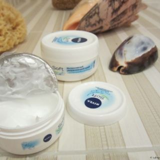 Kem dưỡng ẩm Nivea Soft