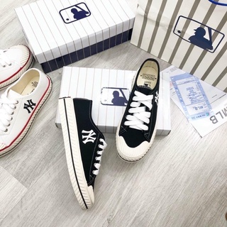 Giày thể thao nữ chữ N.Y