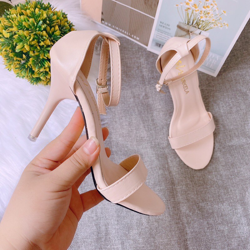 Giày sandal cao gót quai mảnh Ngọc Trinh gót nhọn hàng VNXK cực đẹp