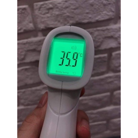 Súng nhiệt kế hồng ngoại đo trán tiện ích đo chính xác giá siêu rẻ