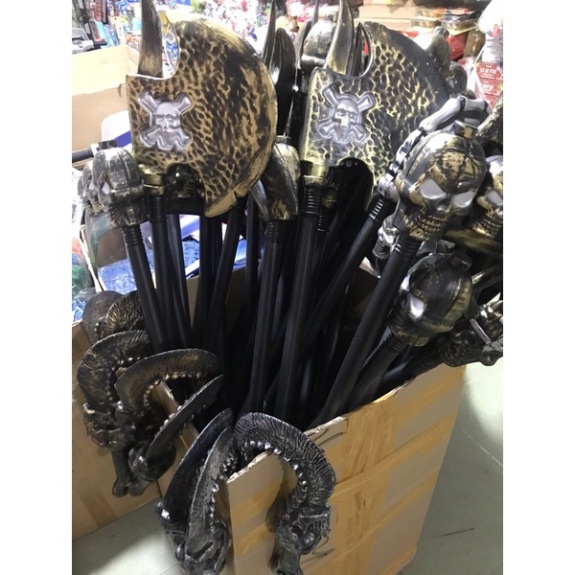 Cây nhựa vũ khí hóa trang Halloween 1m hàng tháo ráp tiện dụng