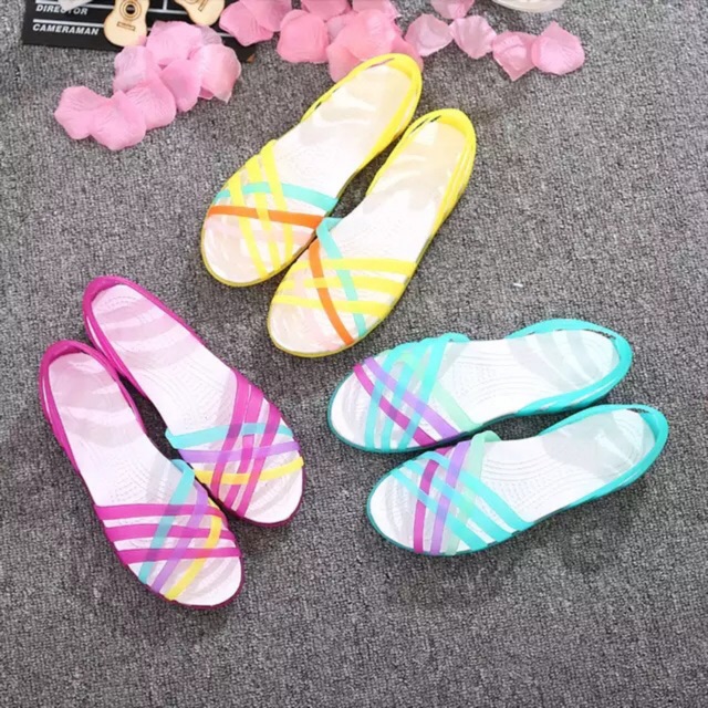 [BIG SIZE ĐẾN 40] Giày Sandal Nữ Quai Dẻo PVC Thời Trang Đi Biển Đi Mưa Phong Cách Hàn Quốc Size 35-40 - Lucky Girl shop