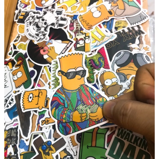 Sticker Simpson chống nước dán nón BH, xe, vali, laptop,...