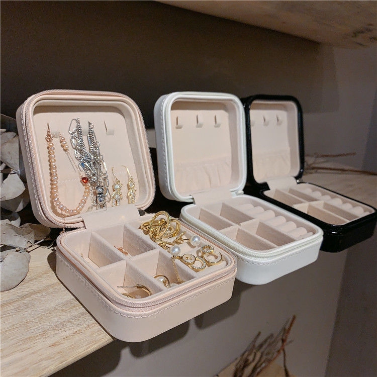 Hộp đựng trang sức / dây chuyền / khuyên tai 22398 thiết kế nhỏ gọn tiện dụng sức chứa lớn dùng khi đi du lịch
