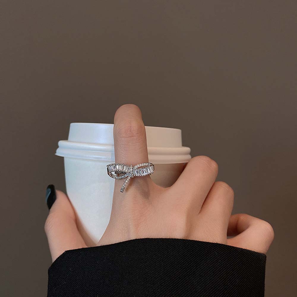 Nhẫn Đeo Tay Kim Loại Tạo Hình Nơ Đính Đá Thời Trang Cho Nữ