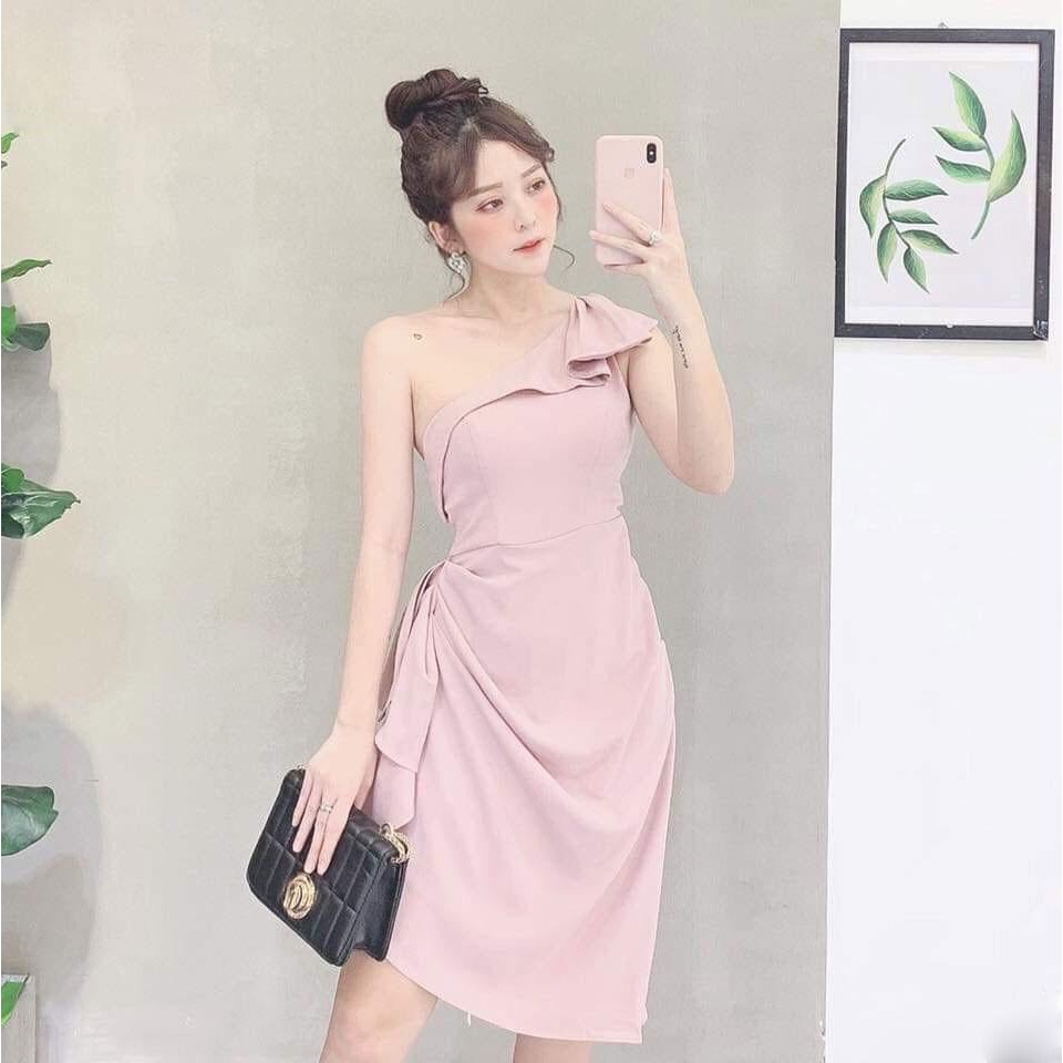 Đầm lệch vai bèo một bên
