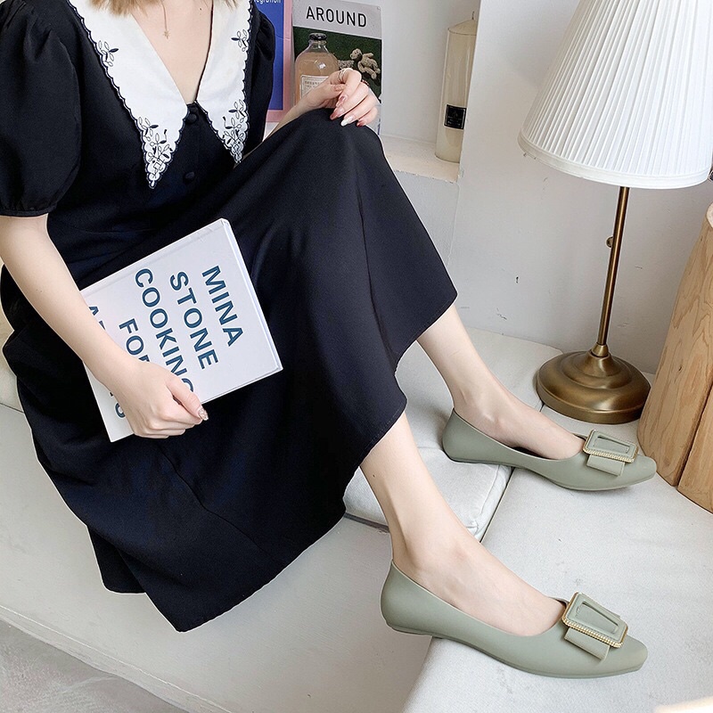 Giày búp bê mũi nhọn - Giày nhựa thơm đế bệt đi mưa chống nước basic đủ size 36-40
