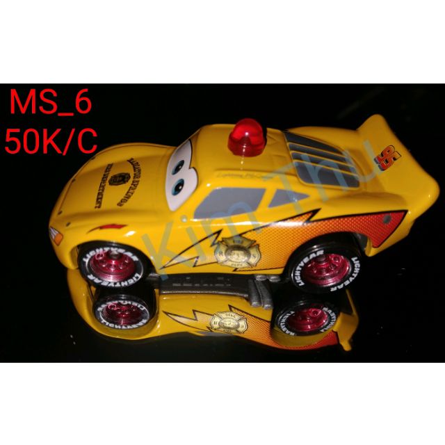 Xe mô hình Tomica- Cars Lighting McQueen_MS6