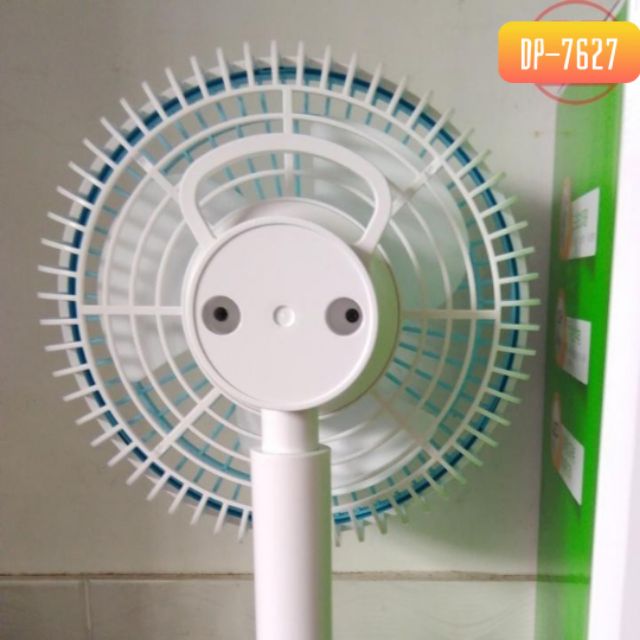 Quạt Sạc Điện Có Đèn LED Loại Lớn DP-7627