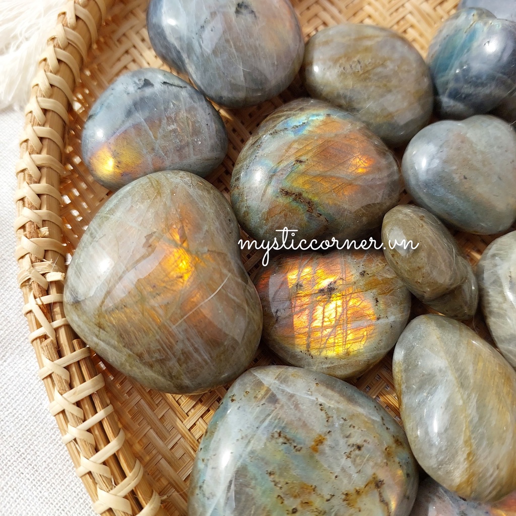 Tim đá Labradorite  đá thanh tẩy Tarot, Reiki, đá thach anh phong thủy