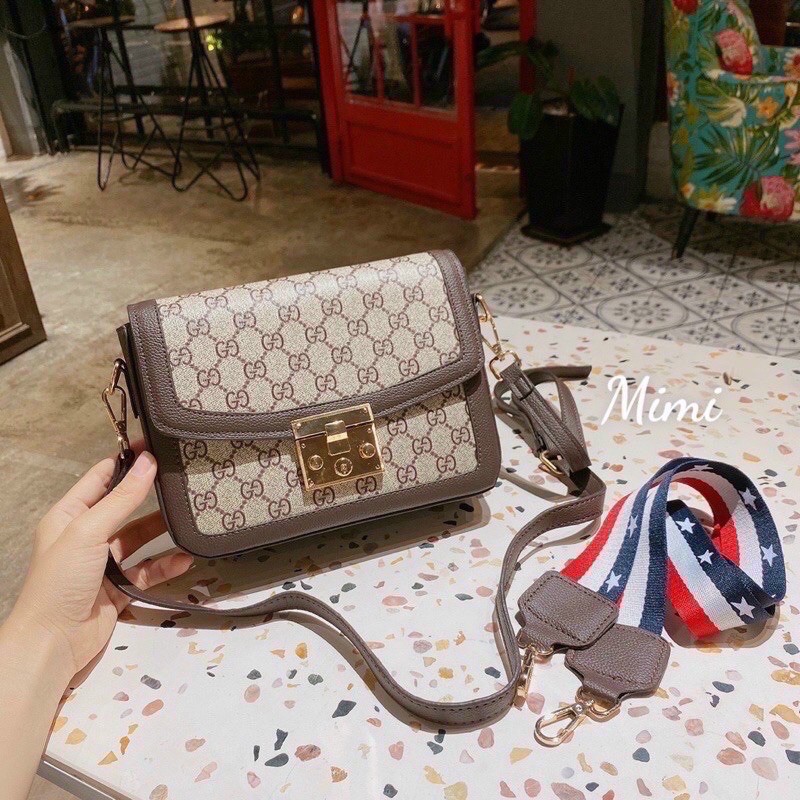 [MẪU MỚI MỖI NGÀY] Tui Gc hai dây cờ mỹ hot hit khoá bóp nha chuẩn hàng đep tag hãng ah (size 22, có video quay sẵn) | BigBuy360 - bigbuy360.vn