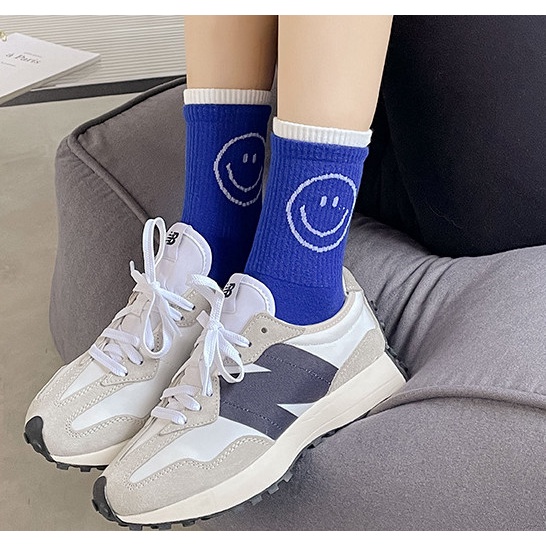 Vớ Tất XANH mặt cười cao cổ Nam Nữ phong cách trẻ trung, năng động.