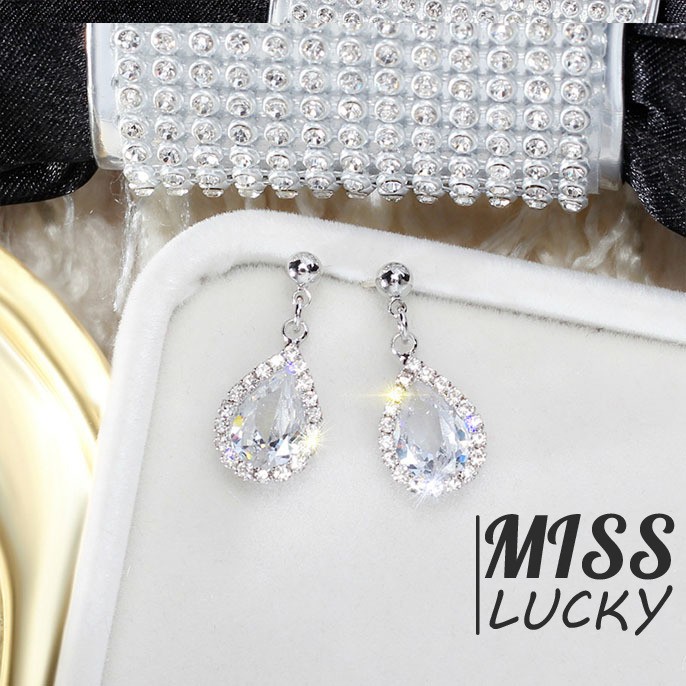 Khuyên tai nữ kiểu dáng thời trang phong cách Hàn Quốc