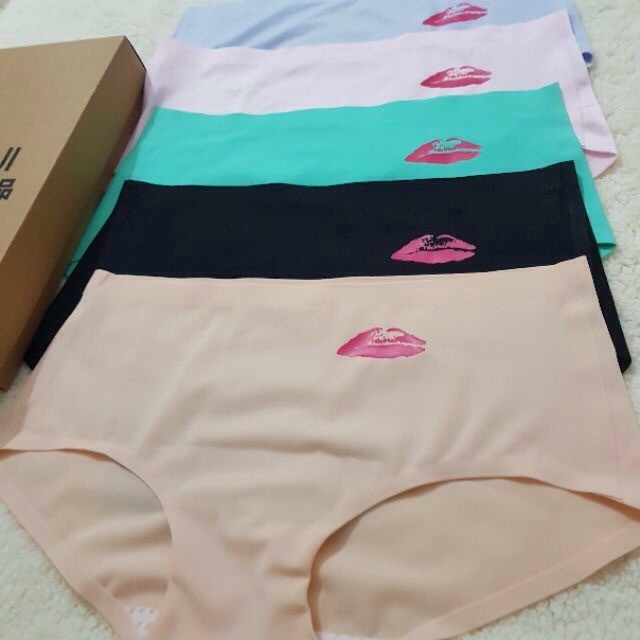 hộp 5 quần lót đúc Muji fom to 50-60 kg hình đôi môi