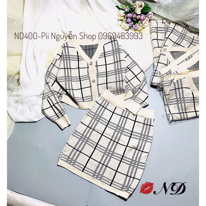 Set len kẻ 2 món gồm áo dài tay cổ tim mix chân váy dáng A