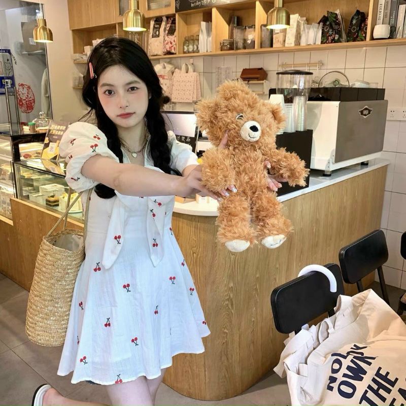 ĐẦM TRẮNG CHERRY ĐỎ  NƠ NGỰC