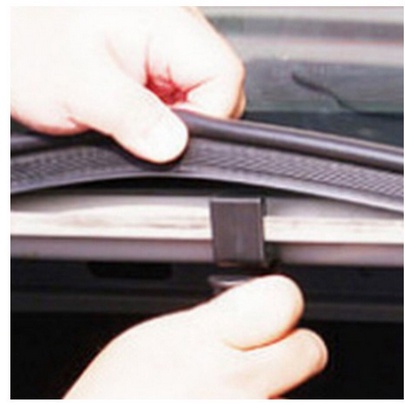 Móc Treo Dù  Tiện Lợi Gắn khoang hành lý sau đuôi Cốp Xe Hơi ô tô tương thích Toyota Vios Innova Hyundai Accent