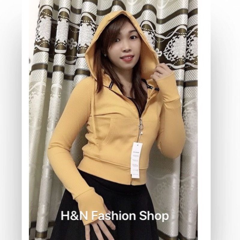(FreeSize 40_53kg)Áo Khoác Lửng Nữ Chống Nắng Vải Thun Gân Nhỏ Mềm Mịn Mát H&N Fashion Shop