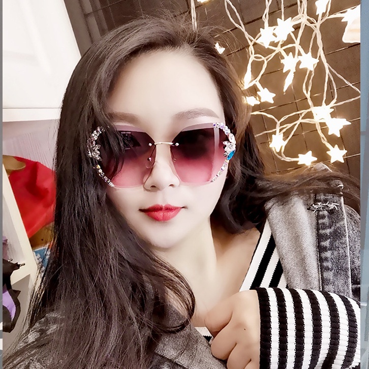 Kính Mát Nữ Chống Tia UV Kiểu Dáng Thời Trang