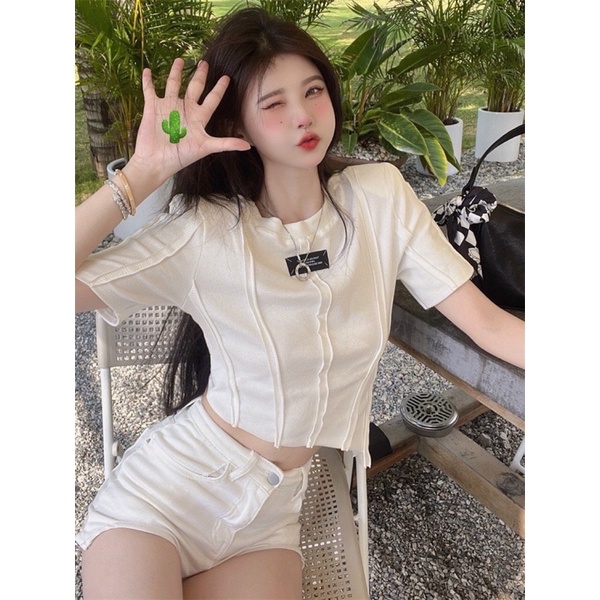 Áo Thun ngắn tay croptop nữ